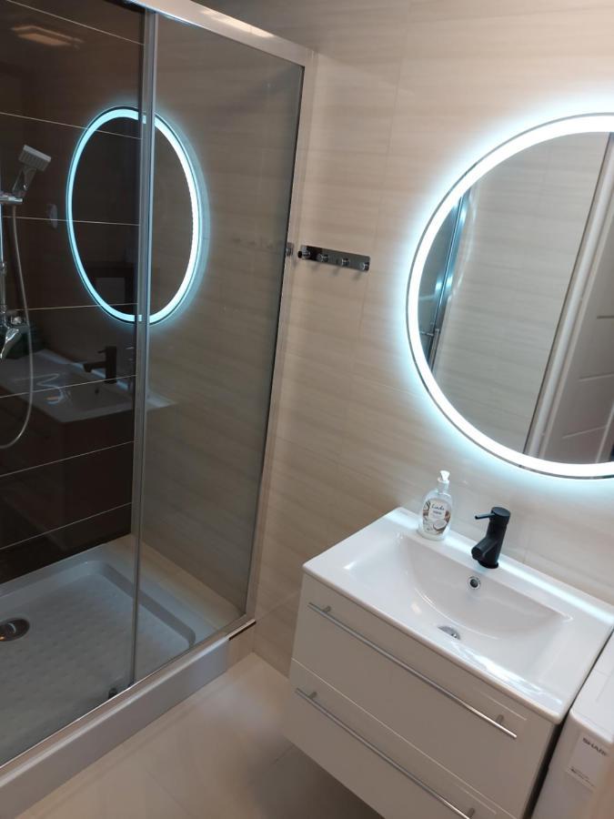 Nowy Apartament Jednopokojowy Z Lazienka Swinoujscie Exterior photo